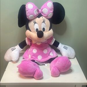 Disney Minnie Mouse Pink Stuffed Animal Plush‎